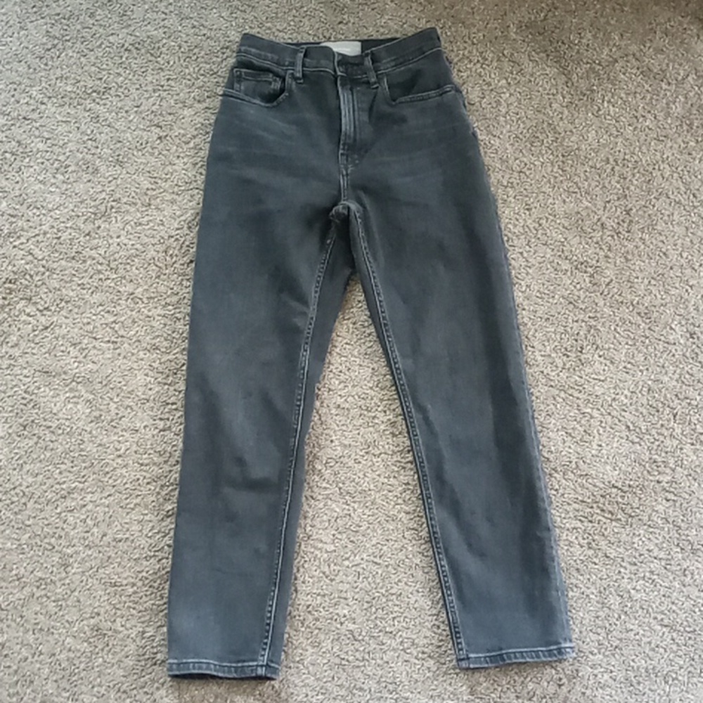 Everlane Black Cropped Cheeky Jeans